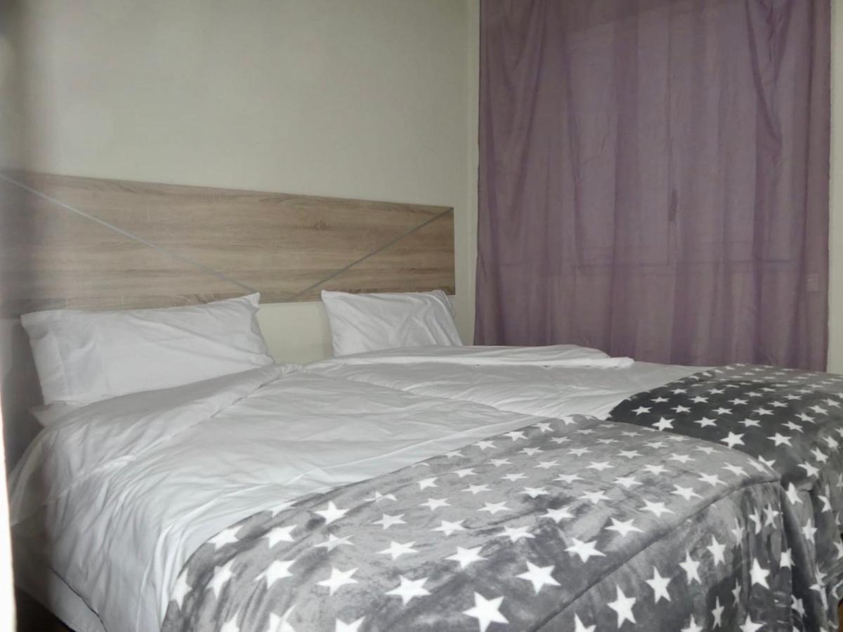 Apartament Encantador Al Centre De Vic Aptgarbi Eksteriør billede