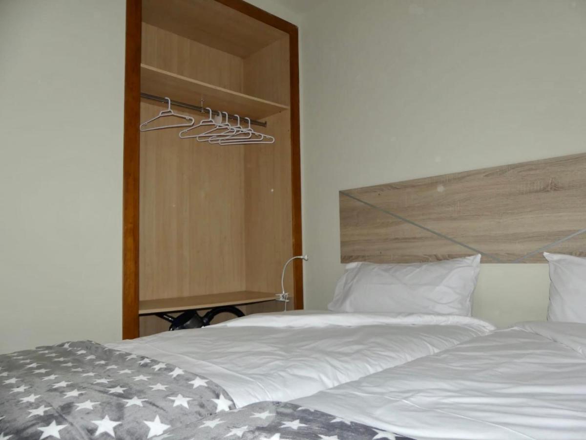 Apartament Encantador Al Centre De Vic Aptgarbi Eksteriør billede